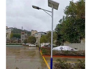 昆明太陽能路燈與傳統(tǒng)路燈的差異在哪里？