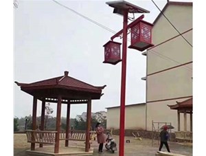 民族特色太陽(yáng)能路燈有哪些設(shè)計(jì)優(yōu)勢(shì)？