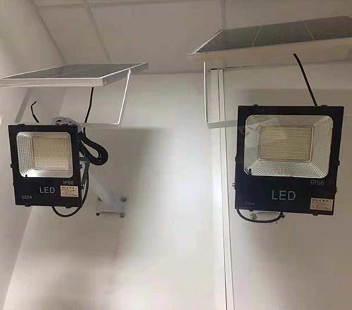 IP66 LED太陽(yáng)能一體化投光燈