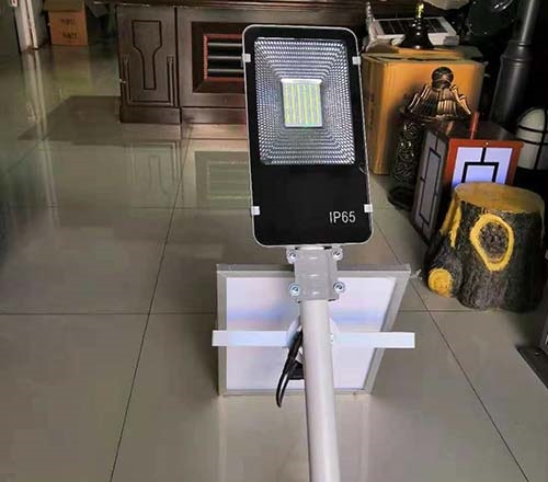 IP65太陽(yáng)能一體化路燈
